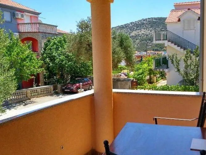 With Balcony In Vinišće